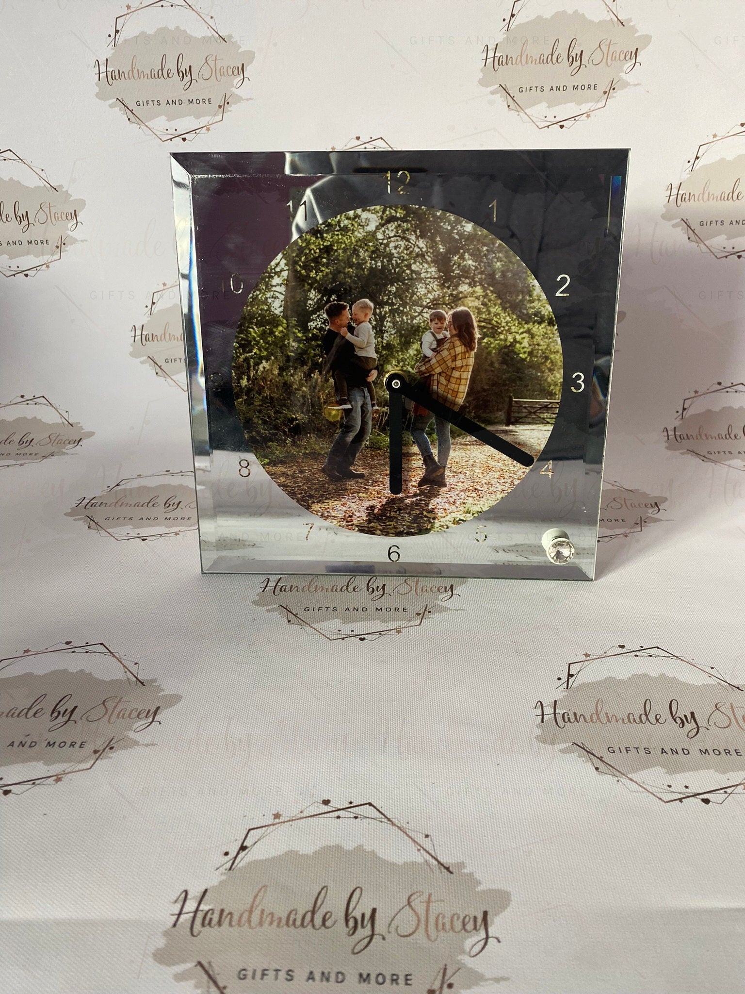 Personalised Glass Clock|Family Photo Working Mechanical Clock with Stand|Beautiful Gift Idea for Mother's Day|Father's Day|Home Decor