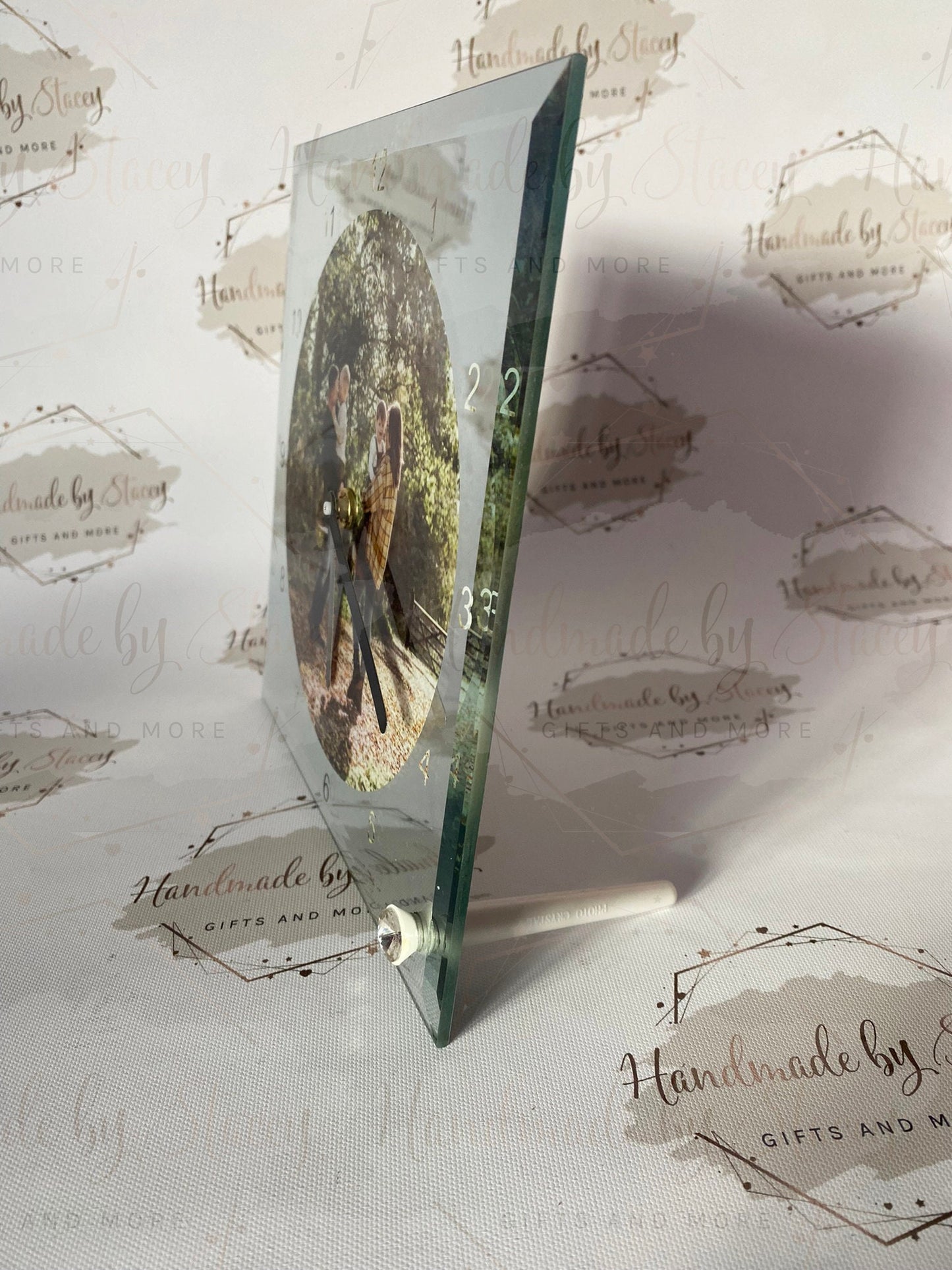 Personalised Glass Clock|Family Photo Working Mechanical Clock with Stand|Beautiful Gift Idea for Mother's Day|Father's Day|Home Decor