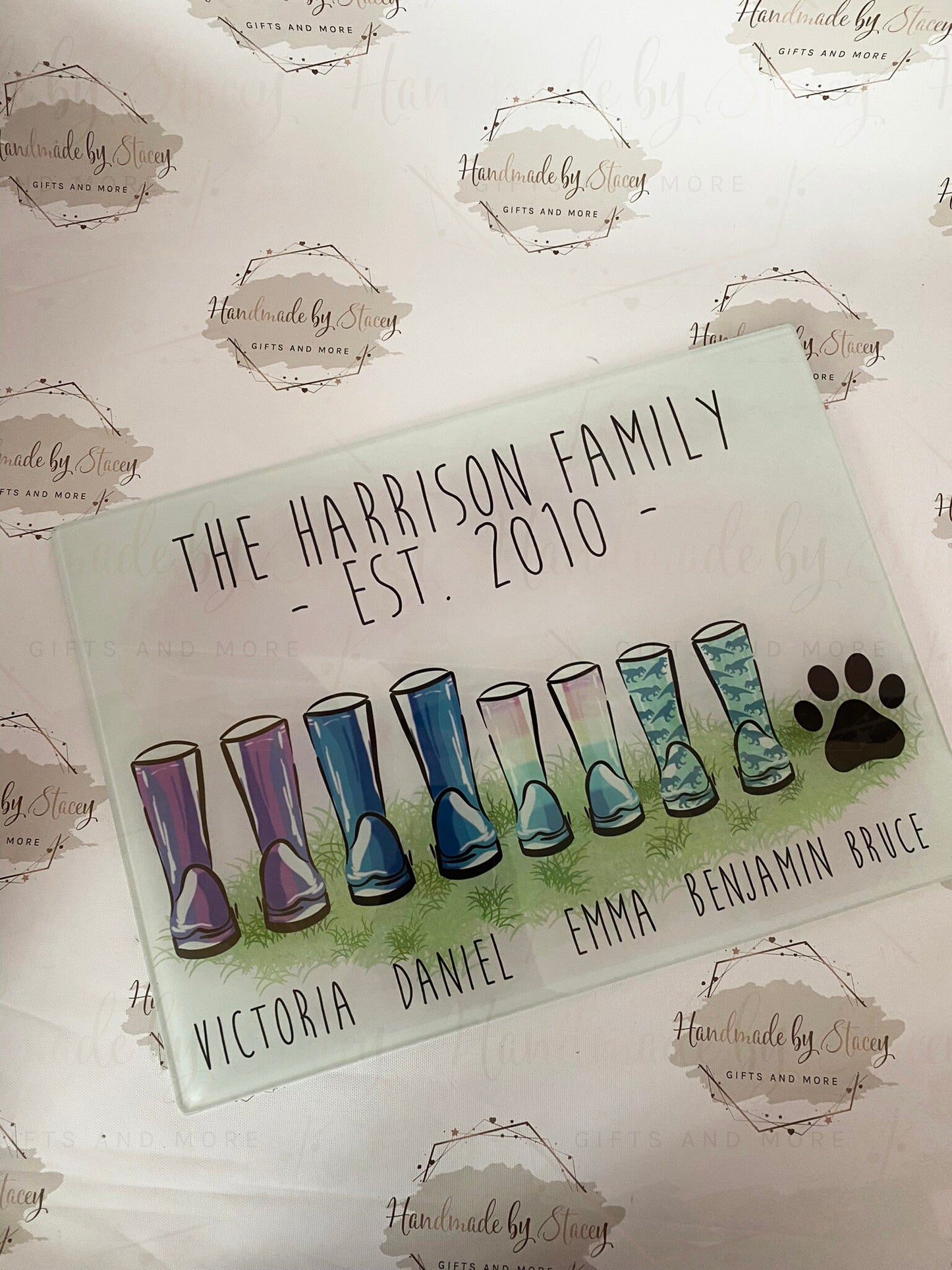 Personalised Chopping Board|Kitchen Gift Idea|Our Family Wellies Design Cutting Board|Gift Idea for Birthday|the Home|Family