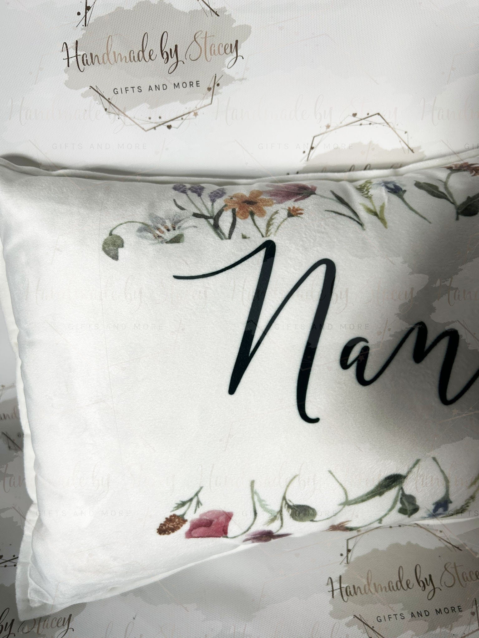Personalised 30x50cm Cushion Cover|Oblong Shaped Soft Velted Pillow with or Without Inner|Wildflower Design|Mothers Day Birthday Gift Idea