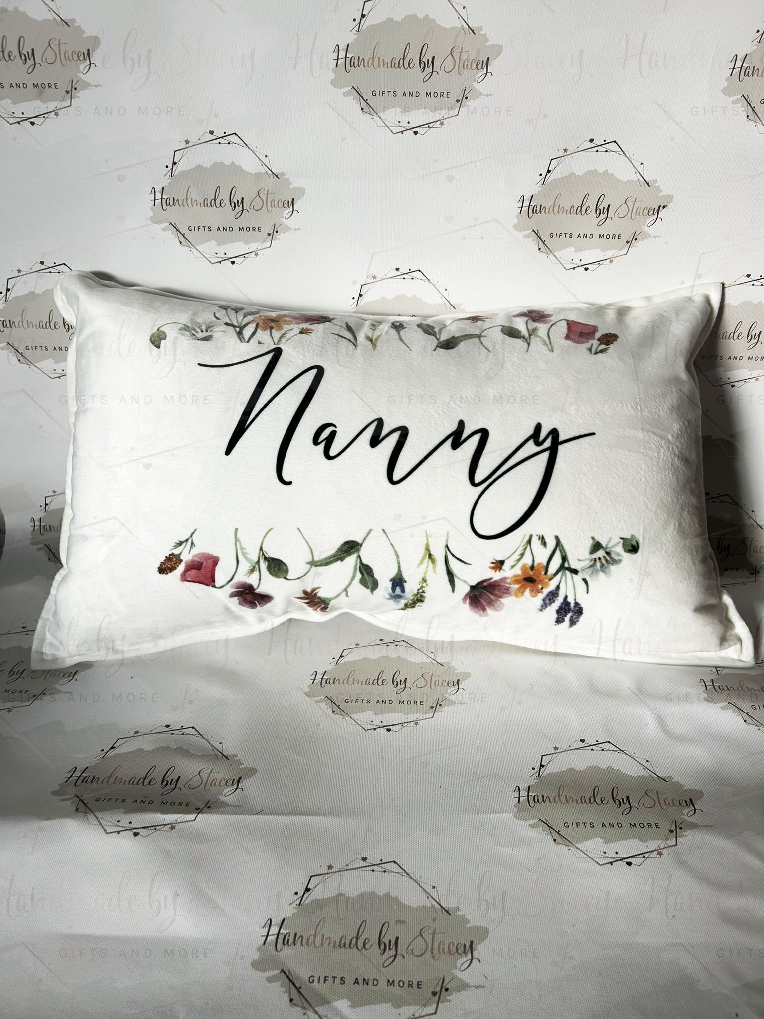 Personalised 30x50cm Cushion Cover|Oblong Shaped Soft Velted Pillow with or Without Inner|Wildflower Design|Mothers Day Birthday Gift Idea