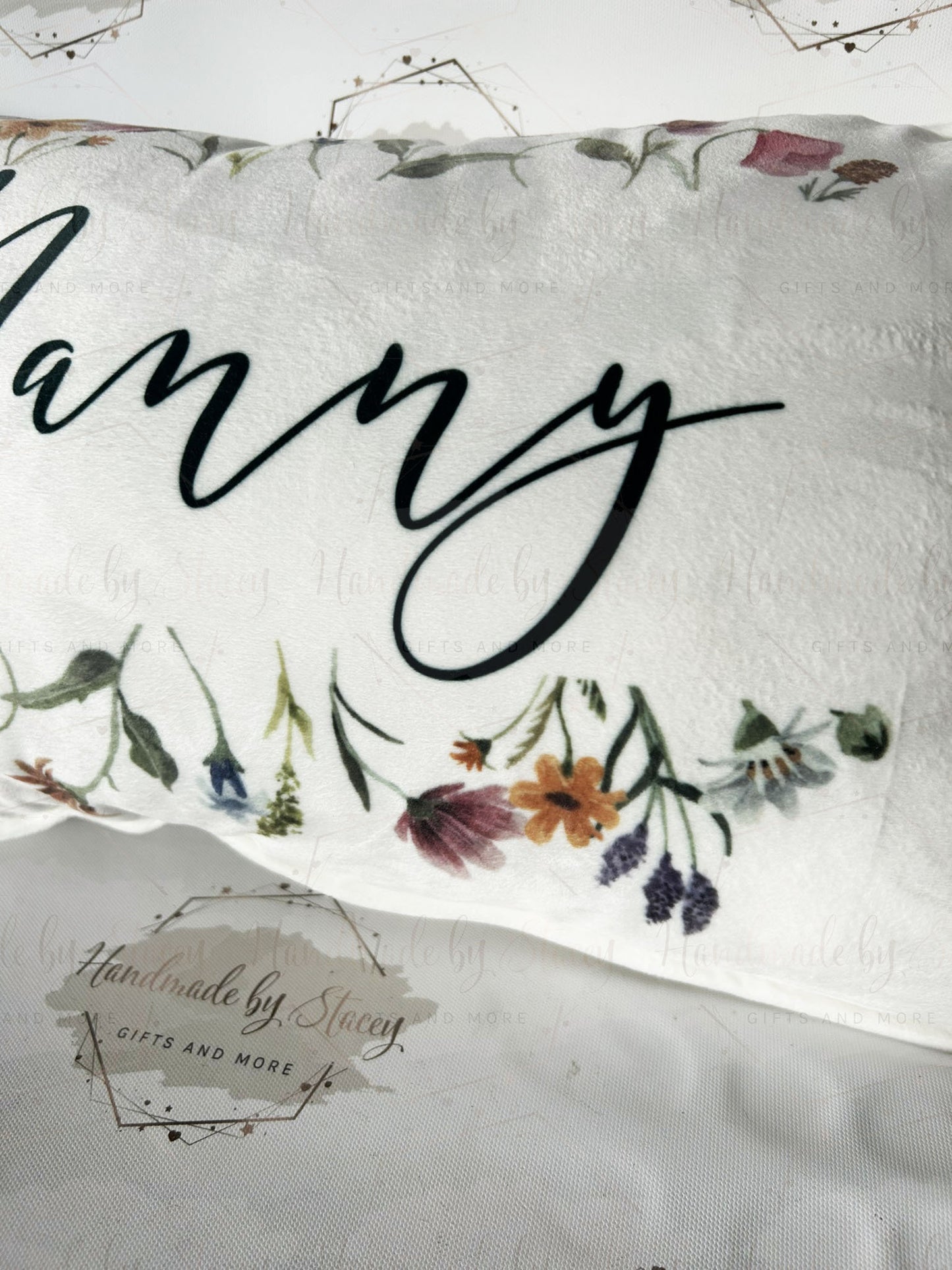 Personalised 30x50cm Cushion Cover|Oblong Shaped Soft Velted Pillow with or Without Inner|Wildflower Design|Mothers Day Birthday Gift Idea