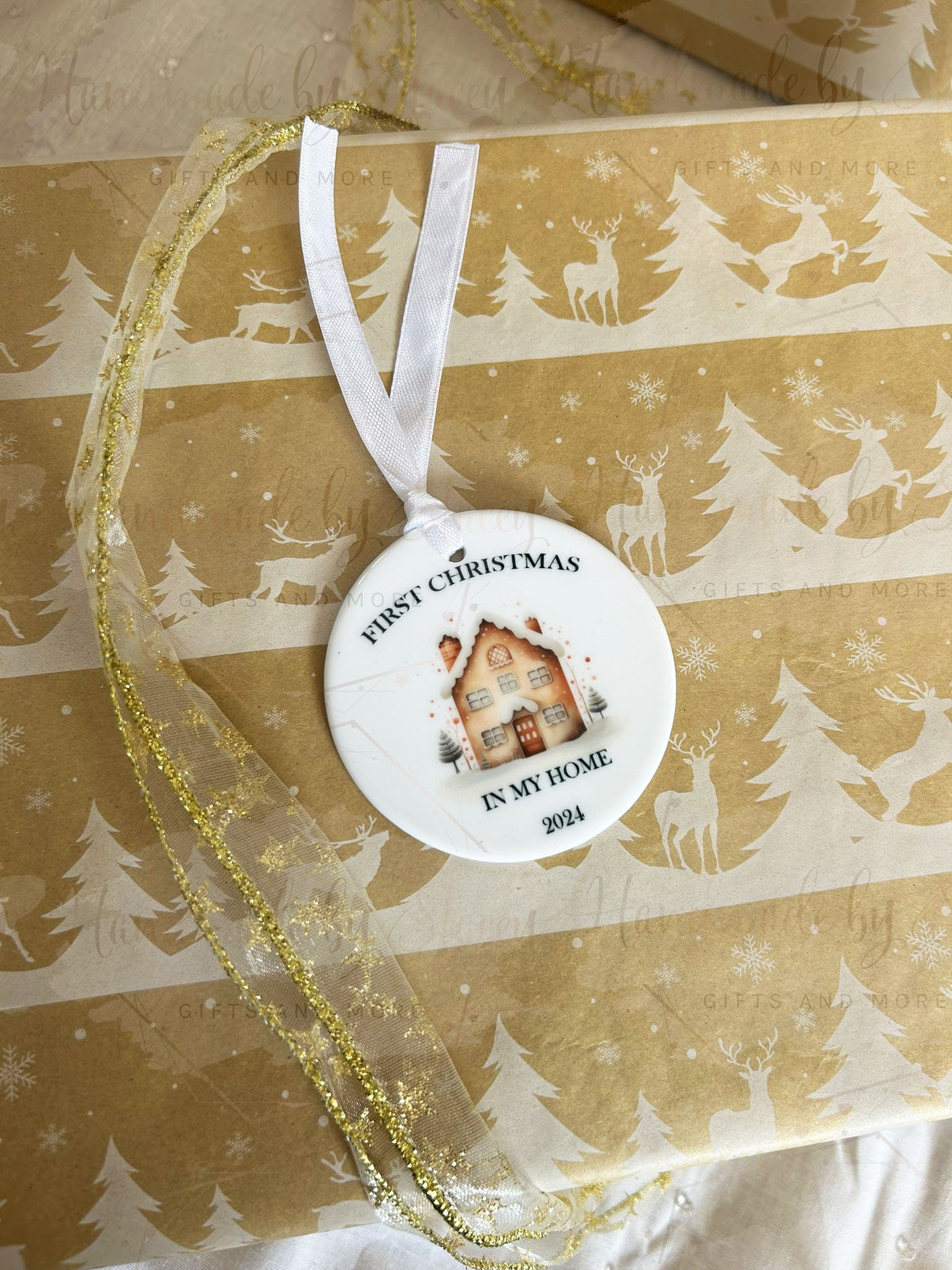 Personalised Christmas Bauble|Ceramic Tree Decoration|Editable Text|First Christmas in New Home|New House|Festive Home Design|Secret Santa