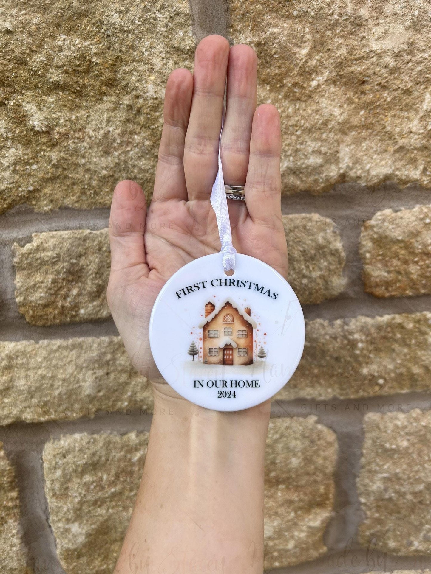 Personalised Christmas Bauble|Ceramic Tree Decoration|Editable Text|First Christmas in New Home|New House|Festive Home Design|Secret Santa
