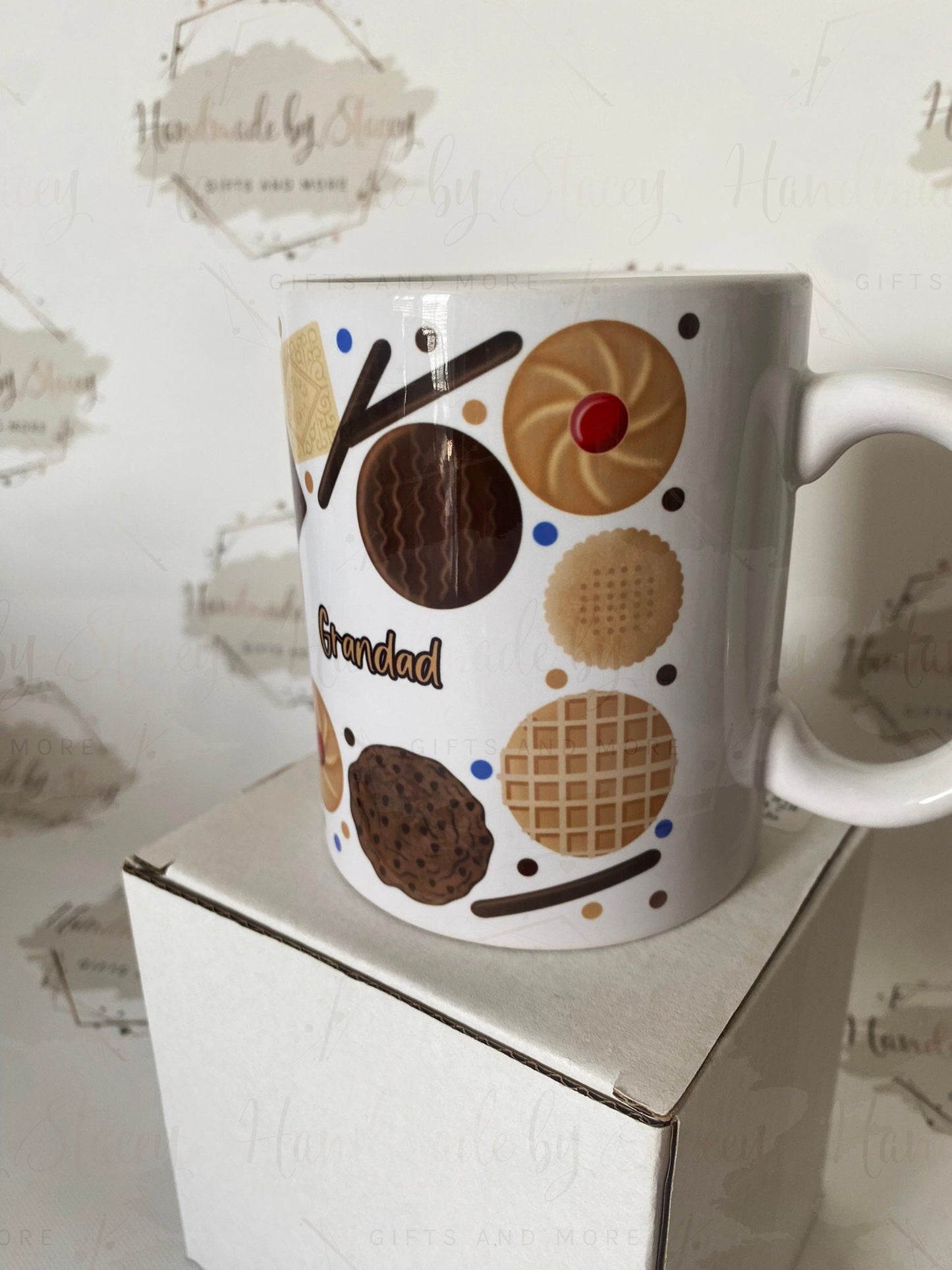 Personalised Ceramic Mug|Biscuit Design|Editable Text|Gift Idea for Him Her Nan Grandad Mum Dad|Birthday Christmas