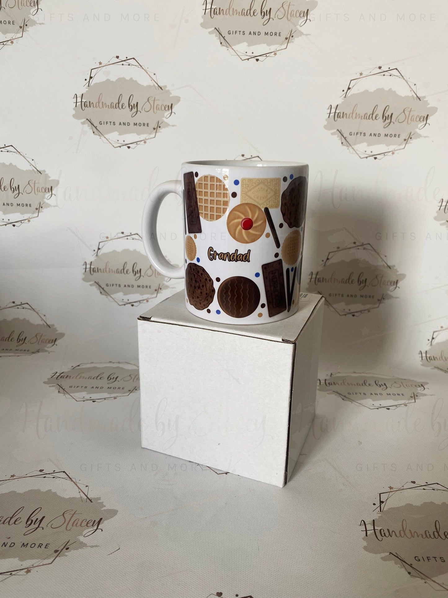 Personalised Ceramic Mug|Biscuit Design|Editable Text|Gift Idea for Him Her Nan Grandad Mum Dad|Birthday Christmas