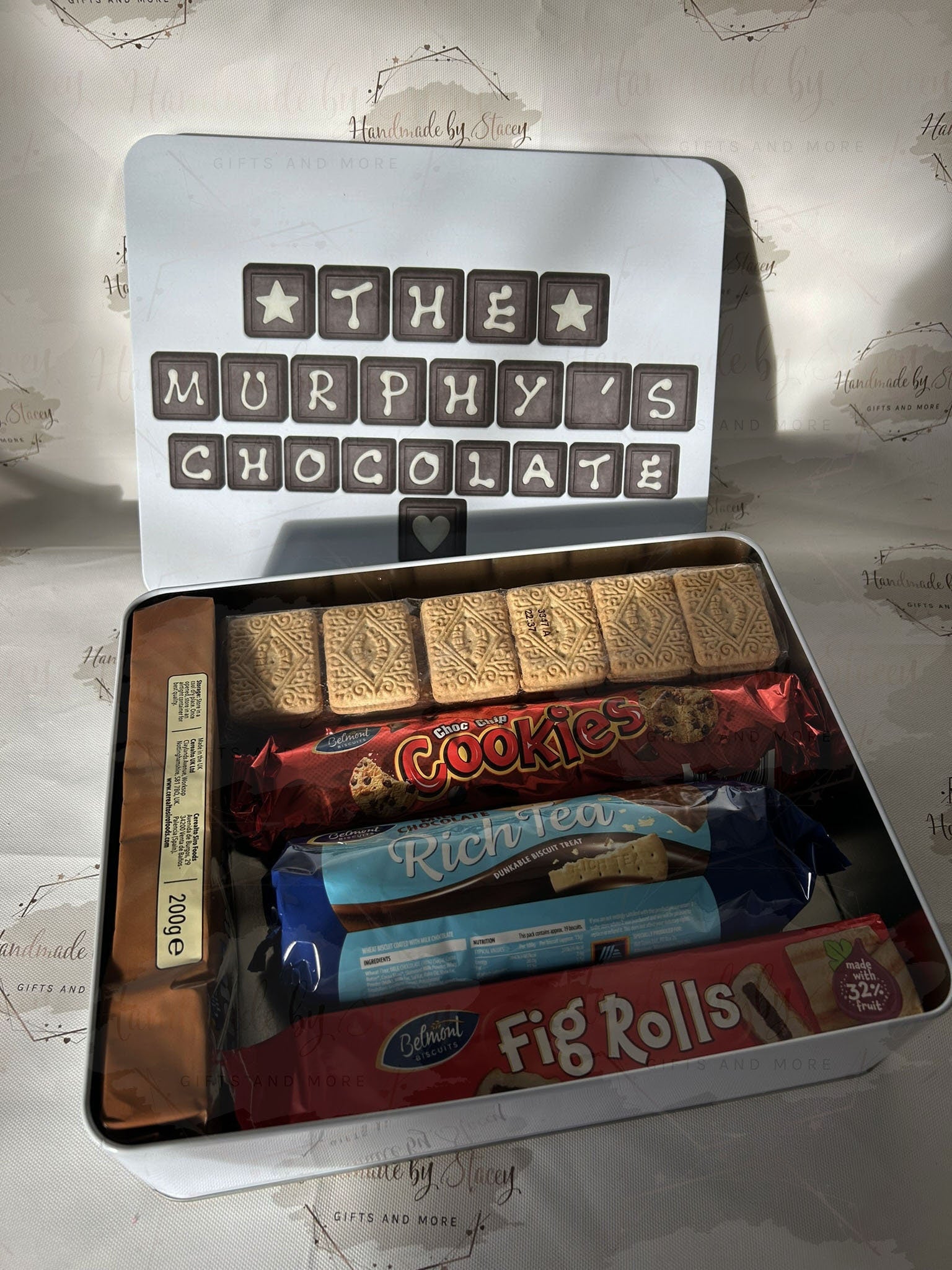 Personalised Novelty Metal Tin|Chocolate Treat Tile Design|Family Mother Father Grandparent|Christmas Mothers Day Best Friend Gift Idea