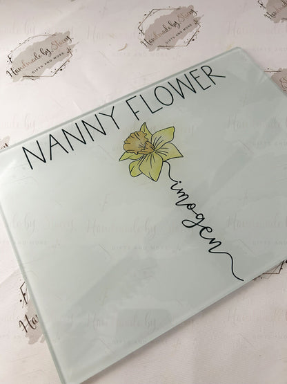 Personalised Chopping Board|A4 or A3 Size|Birth Flower Design|Mothers Day Gift Idea|Grandparent Cutting Board|Glass Kitchen Present