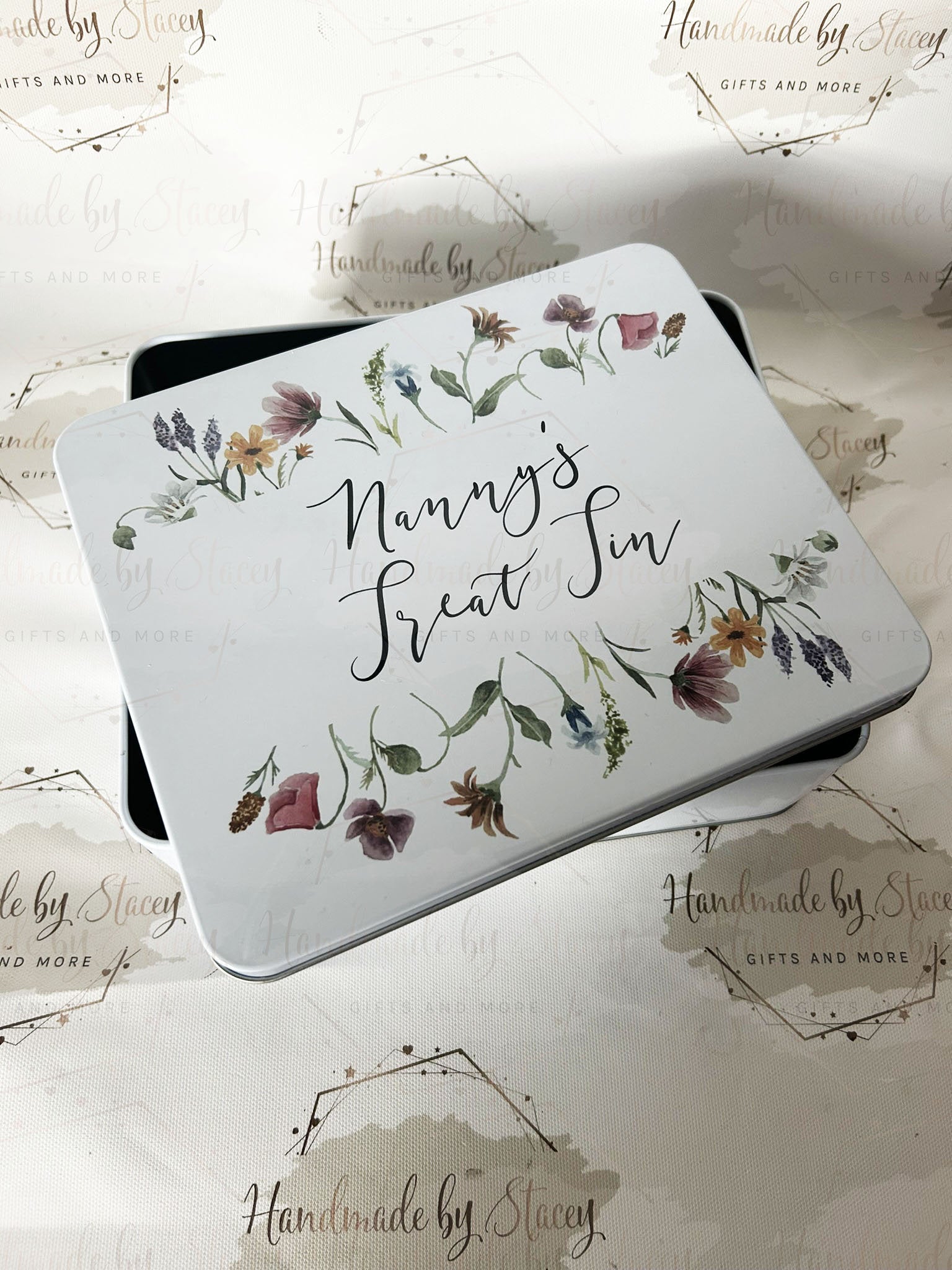 Personalised Novelty Metal Tin|Wildflower Design|Floral Gift for Mothers Day|Birthday|Treat Sweet Cake Biscuit Tin for Her|Various Sizes