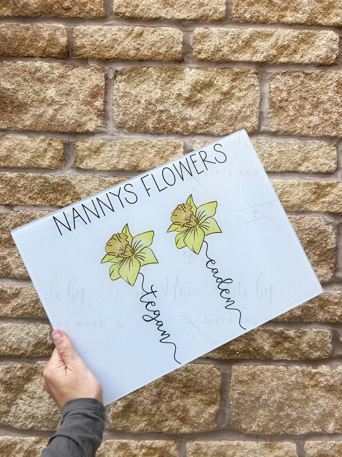 Personalised Chopping Board|A4 or A3 Size|Birth Flower Design|Mothers Day Gift Idea|Grandparent Cutting Board|Glass Kitchen Present