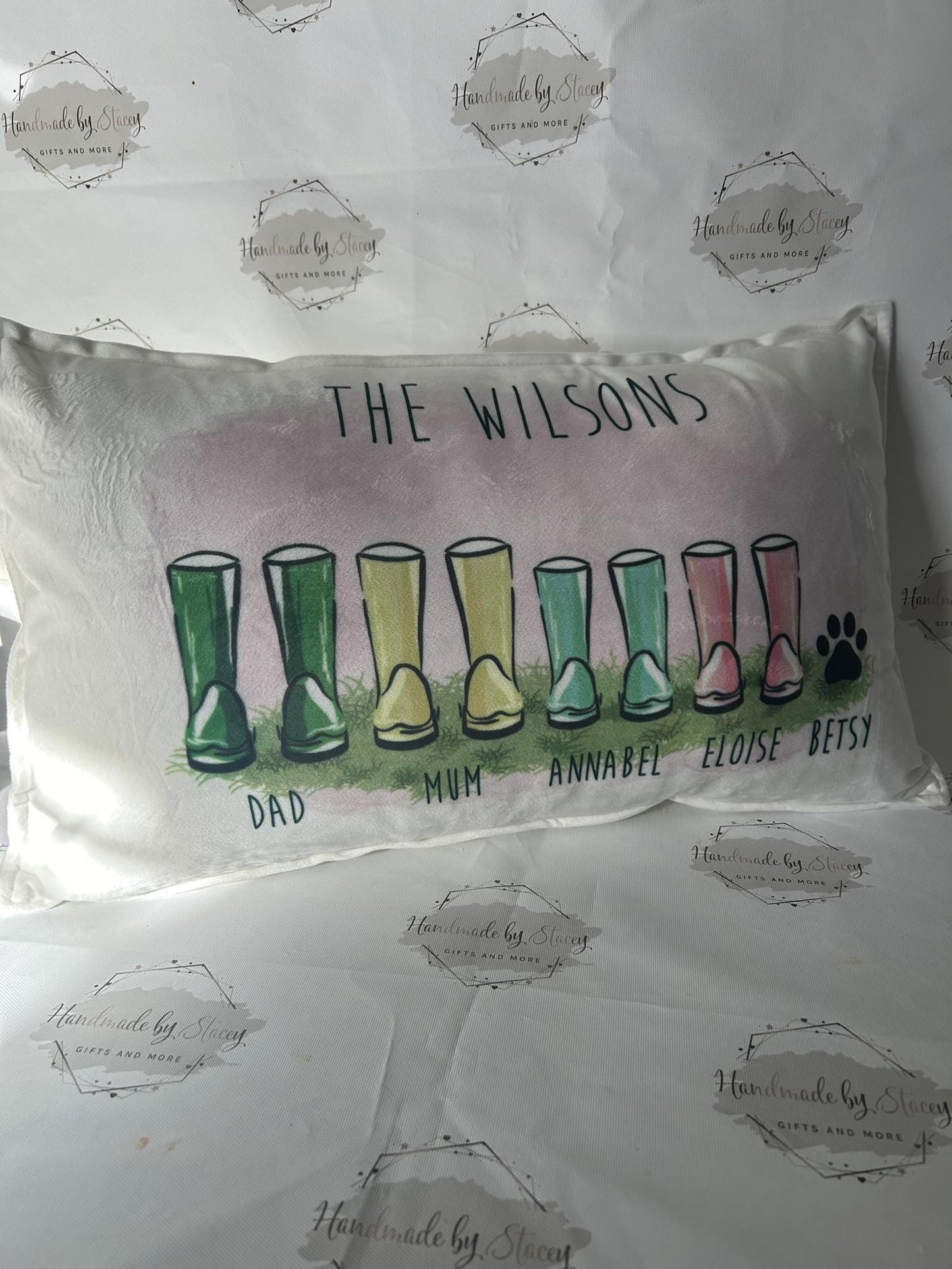 Personalised 30x50cm Cushion Cover|Oblong Shaped Soft Velted Pillow with or Without Inner|Family Wellies|Home Decor Gift for Grandparents