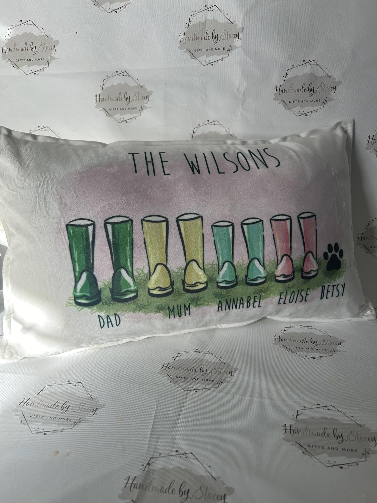 Personalised 30x50cm Cushion Cover|Oblong Shaped Soft Velted Pillow with or Without Inner|Family Wellies|Home Decor Gift for Grandparents