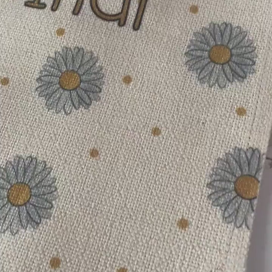 Personalised Linen Flag|Daisy Floral Design|Editable Text|Nursery Bedroom Decor for Daughter|Niece|Grandchild|New Baby Gift|Baby Shower